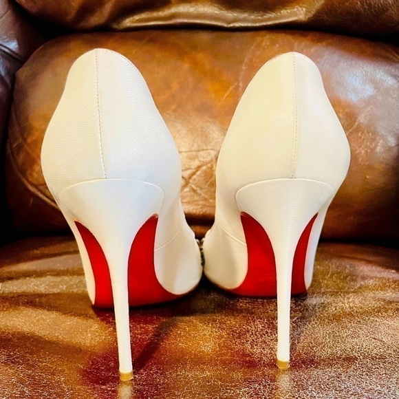 Christian Louboutin Kate 100 Geometric stud embellishment 39.5 Posh authenticate - Picture 6 of 9